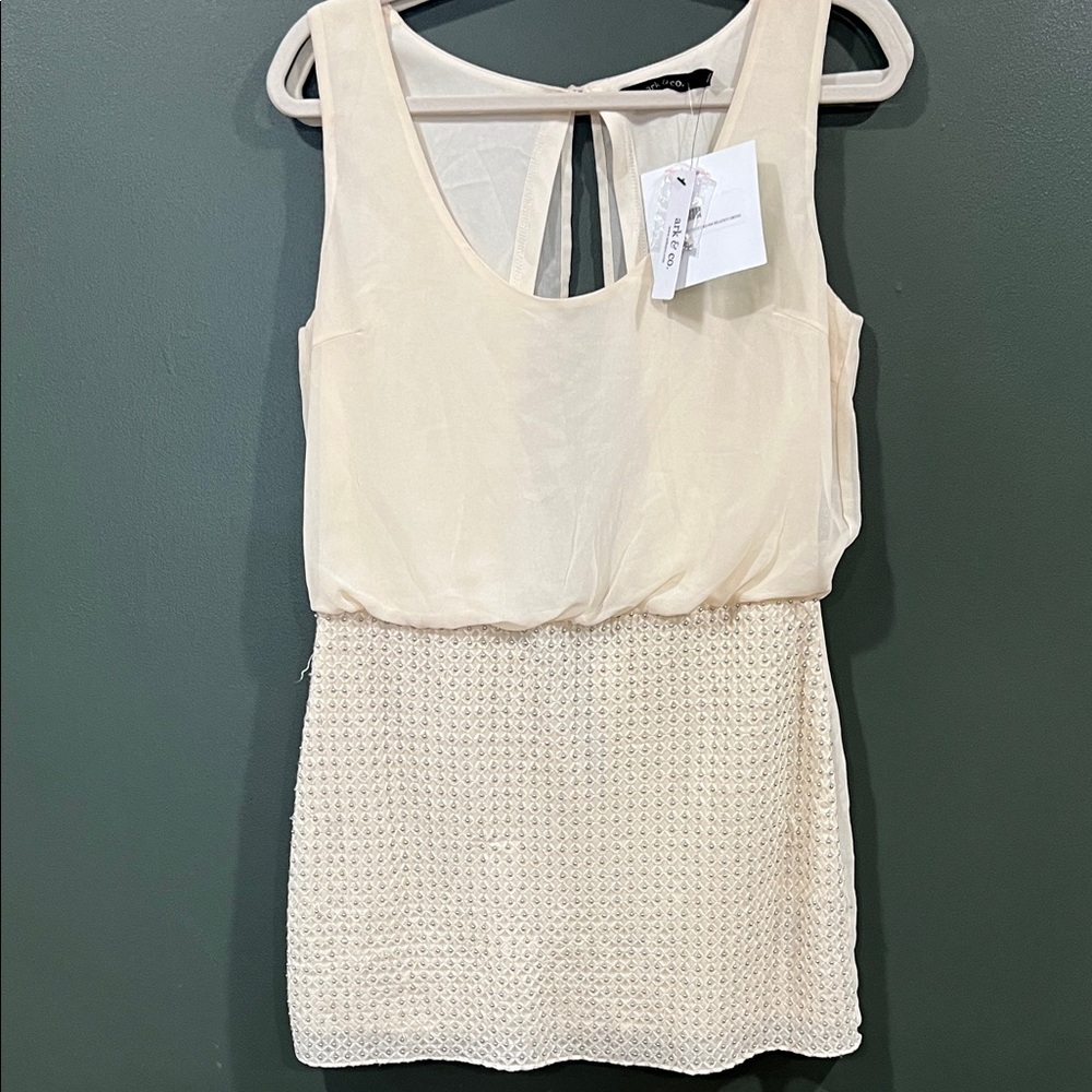 Elegant Cream Sleeveless Dress